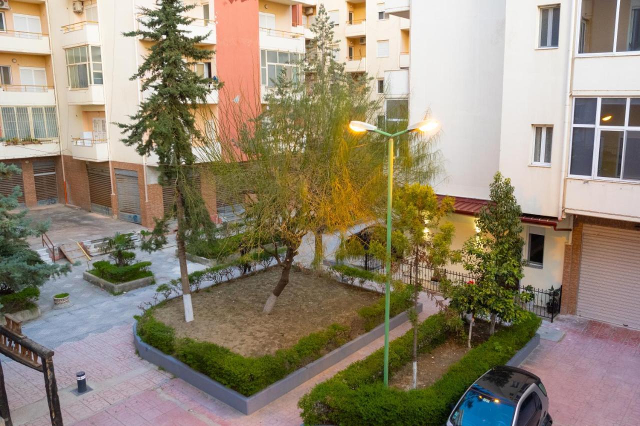 Palm Side Hotel Vlorë Exterior foto
