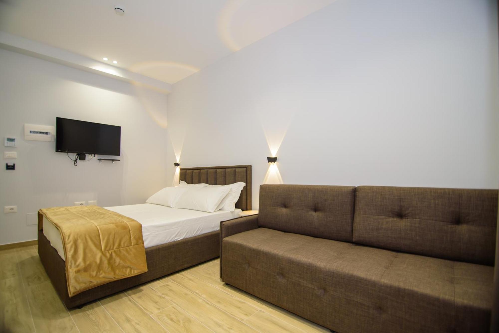 Palm Side Hotel Vlorë Zimmer foto